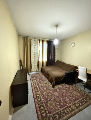Продам двухкомнатную (2-комн.) квартиру, Ясеневая ул, 35, Москва г