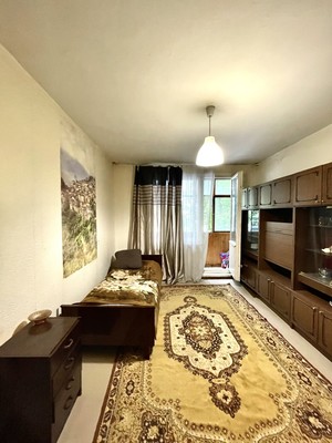 Продам двухкомнатную (2-комн.) квартиру, Ясеневая ул, 35, Москва г