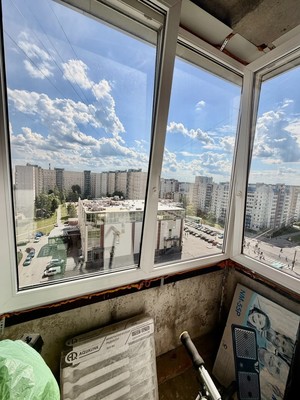 Продам трехкомнатную (3-комн.) квартиру, Ижорского Батальона ул, 7, Колпино г
