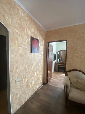 Продам двухкомнатную (2-комн.) квартиру, Свердловский пр-кт, 33ка, Челябинск г