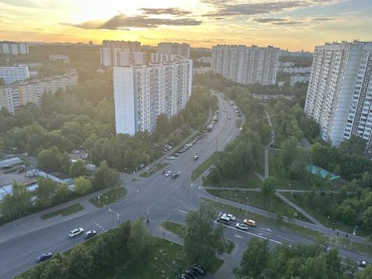 Продам двухкомнатную (2-комн.) квартиру, Литовский б-р, 15к1, Москва г