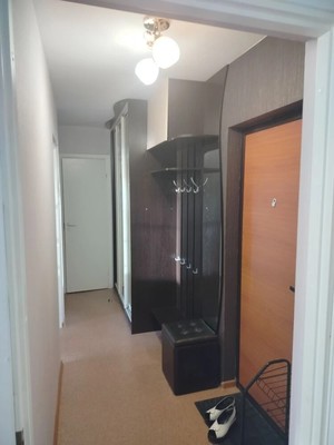 Продам двухкомнатную (2-комн.) квартиру, Янтарная ул, 5а, Новотроицкое с