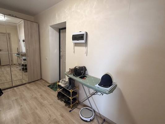 Продам однокомнатную (1-комн.) квартиру, Мира пр-кт, 57, Южно-Сахалинск г