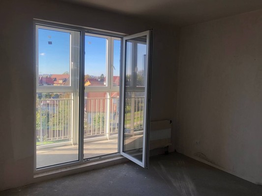 Продам трехкомнатную (3-комн.) квартиру, Василия Сухомлинского ул, 1к2, Большое Исаково п