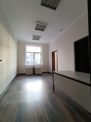 Сдам офисное помещение 240 м2, Мира пр-кт, 98, Калининград г