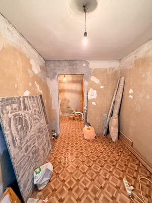 Продам трехкомнатную (3-комн.) квартиру, 6-й мкр, 21, Лыткарино г