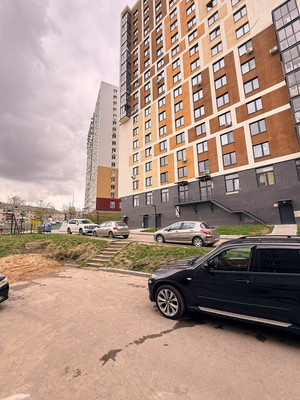 Продам трехкомнатную (3-комн.) квартиру, 6-й мкр, 21, Лыткарино г