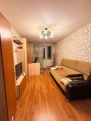 Продам трехкомнатную (3-комн.) квартиру, Октябрьский пр-кт, 405к2, Люберцы г