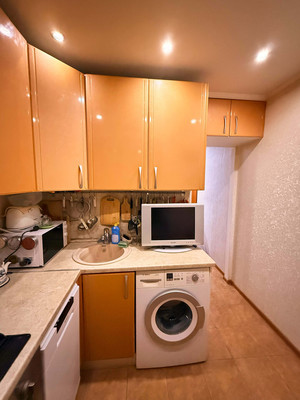Продам трехкомнатную (3-комн.) квартиру, Октябрьский пр-кт, 405к2, Люберцы г