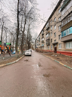 Продам трехкомнатную (3-комн.) квартиру, Октябрьский пр-кт, 405к2, Люберцы г