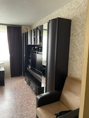 Продам двухкомнатную (2-комн.) квартиру, Александра Кувшинова ул, 1, Просторный мкр