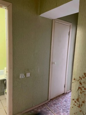 Продам двухкомнатную (2-комн.) квартиру, Александра Кувшинова ул, 1, Просторный мкр