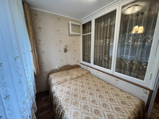 Продам однокомнатную (1-комн.) квартиру, Роз (Центральный р-н) ул, 56, Сочи г