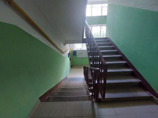 Продам трехкомнатную (3-комн.) квартиру, Гурьева ул, 26, Раменское г