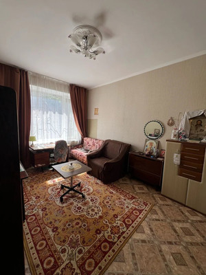 Продам многокомнатную квартиру, Красноармейская ул, 39, Алушта г