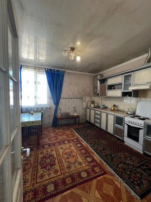 Продам многокомнатную квартиру, Красноармейская ул, 39, Алушта г