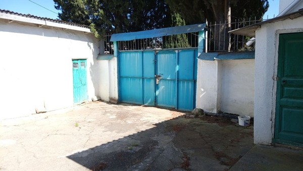 Продам многокомнатную квартиру, Красноармейская ул, 39, Алушта г