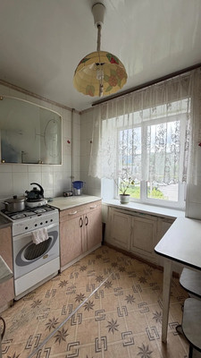 Продам двухкомнатную (2-комн.) квартиру, им. Ю.А.Гагарина 1-я линия пр-кт, 14, Златоуст г