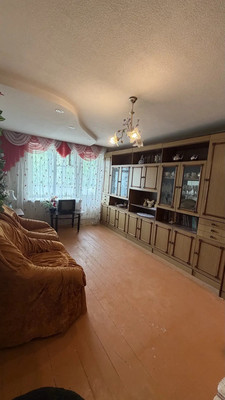 Продам двухкомнатную (2-комн.) квартиру, им. Ю.А.Гагарина 1-я линия пр-кт, 14, Златоуст г