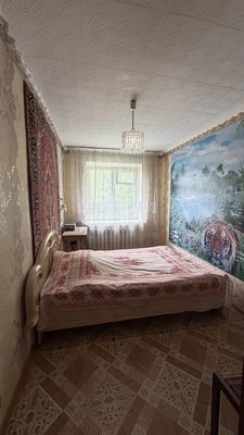 Продам двухкомнатную (2-комн.) квартиру, им. Ю.А.Гагарина 1-я линия пр-кт, 14, Златоуст г