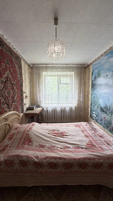 Продам двухкомнатную (2-комн.) квартиру, им. Ю.А.Гагарина 1-я линия пр-кт, 14, Златоуст г