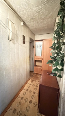 Продам двухкомнатную (2-комн.) квартиру, им. Ю.А.Гагарина 1-я линия пр-кт, 14, Златоуст г
