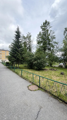 Продам двухкомнатную (2-комн.) квартиру, им. Ю.А.Гагарина 1-я линия пр-кт, 14, Златоуст г