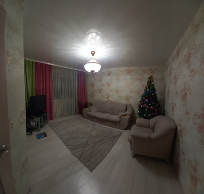 Продам трехкомнатную (3-комн.) квартиру, Октябрьский пр-кт, 214, Сыктывкар г