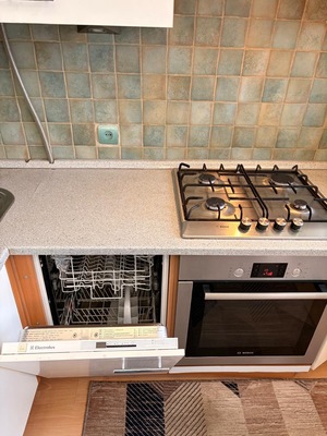 Продам двухкомнатную (2-комн.) квартиру, Беговая ул, 17к1, Москва г
