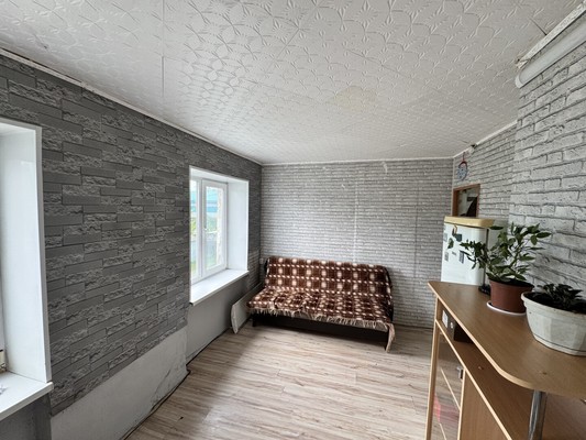 Продам трехкомнатную (3-комн.) квартиру, Кузнецова ул, 2, Сысерть п