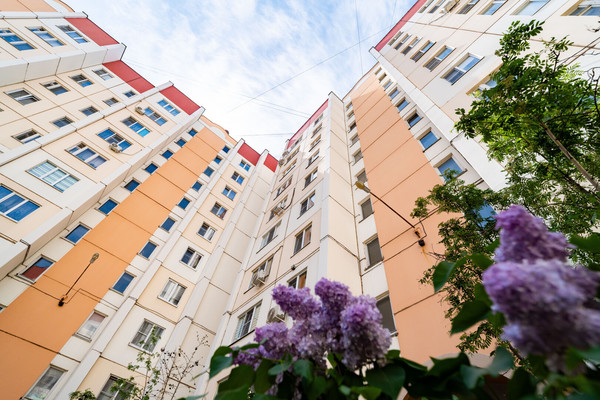 Продам двухкомнатную (2-комн.) квартиру, Тепличная ул, 6кб, Воронеж г
