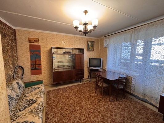 Продам трехкомнатную (3-комн.) квартиру, Костычева ул, 1, Брянск г