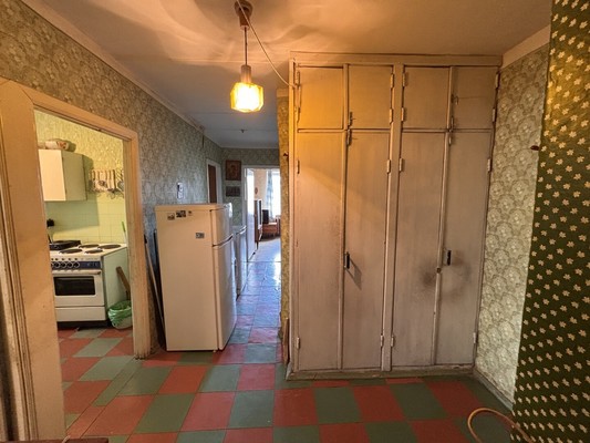 Продам трехкомнатную (3-комн.) квартиру, Костычева ул, 1, Брянск г