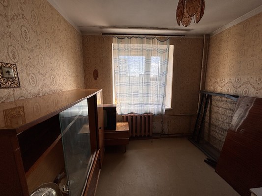 Продам трехкомнатную (3-комн.) квартиру, Костычева ул, 1, Брянск г