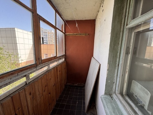Продам трехкомнатную (3-комн.) квартиру, Костычева ул, 1, Брянск г