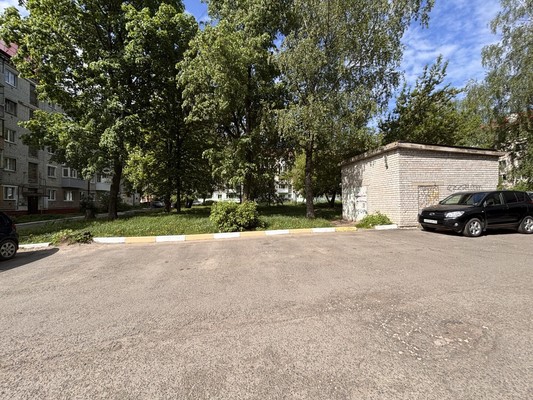 Продам трехкомнатную (3-комн.) квартиру, Костычева ул, 1, Брянск г