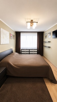 Продам трехкомнатную (3-комн.) квартиру, Мира пр-кт, 239В, Южно-Сахалинск г