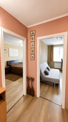 Продам трехкомнатную (3-комн.) квартиру, Мира пр-кт, 239В, Южно-Сахалинск г