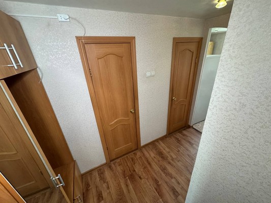 Продам двухкомнатную (2-комн.) квартиру, Первостроителей пр-кт, 15, Комсомольск-на-Амуре г