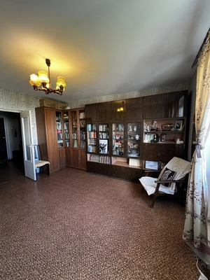 Продам двухкомнатную (2-комн.) квартиру, Волжский б-р, 8кк2, Москва г