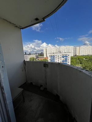 Продам двухкомнатную (2-комн.) квартиру, Волжский б-р, 8кк2, Москва г