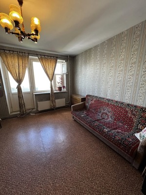 Продам двухкомнатную (2-комн.) квартиру, Волжский б-р, 8кк2, Москва г