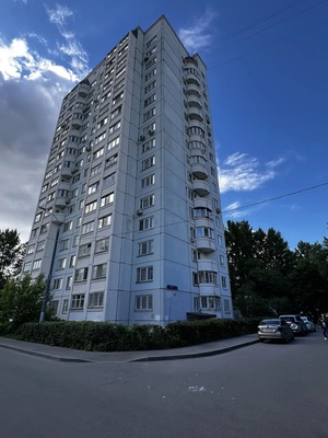 Продам двухкомнатную (2-комн.) квартиру, Волжский б-р, 8кк2, Москва г