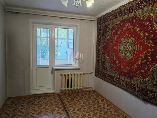 Продам трехкомнатную (3-комн.) квартиру, Степная ул, 21, Энгельс г