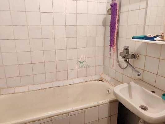 Продам трехкомнатную (3-комн.) квартиру, Степная ул, 21, Энгельс г