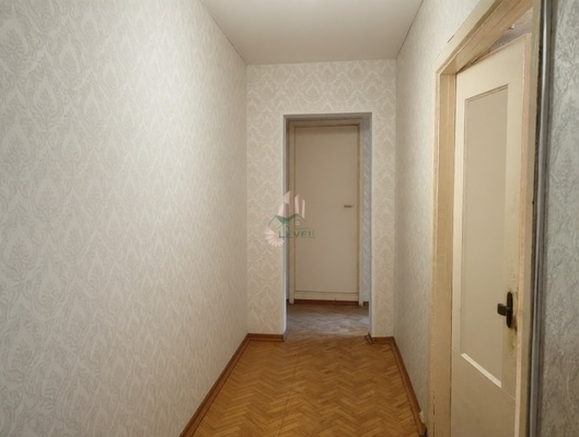 Продам трехкомнатную (3-комн.) квартиру, Степная ул, 21, Энгельс г