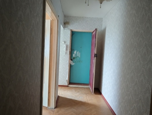 Продам трехкомнатную (3-комн.) квартиру, Степная ул, 21, Энгельс г