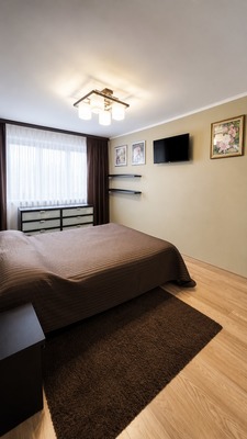 Продам трехкомнатную (3-комн.) квартиру, Мира пр-кт, 239в, Южно-Сахалинск г