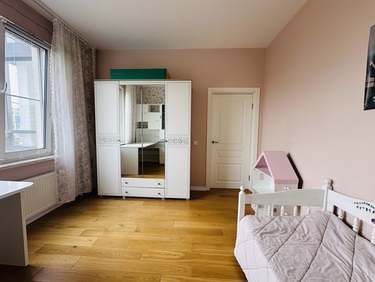 Продам трехкомнатную (3-комн.) квартиру, Березовая роща проезд, 3, Всеволожск г