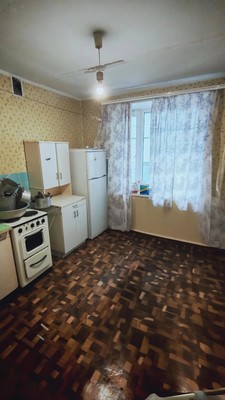 Продам трехкомнатную (3-комн.) квартиру, Морская ул, 134, Волгодонск г